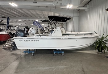 2026 Key West 1720 White Boat